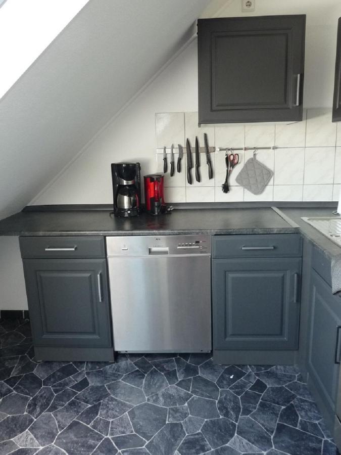Ferienwohnung In Duesseldorf Hassel Екстер'єр фото